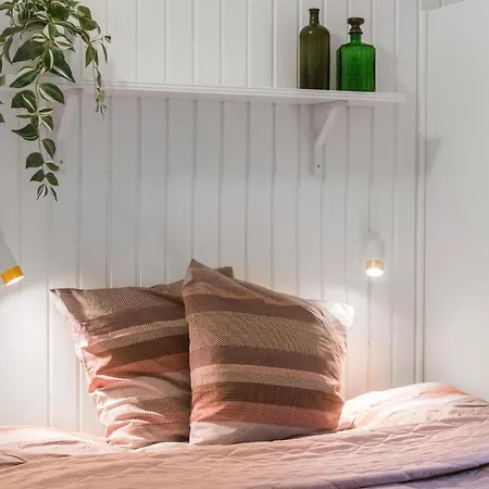 4 Bedroom Cozy In Nyaraló *