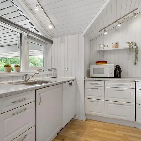 4 Bedroom Cozy In * Ansager