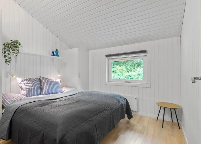 4 Bedroom Cozy In Prázdninový dům Ansager